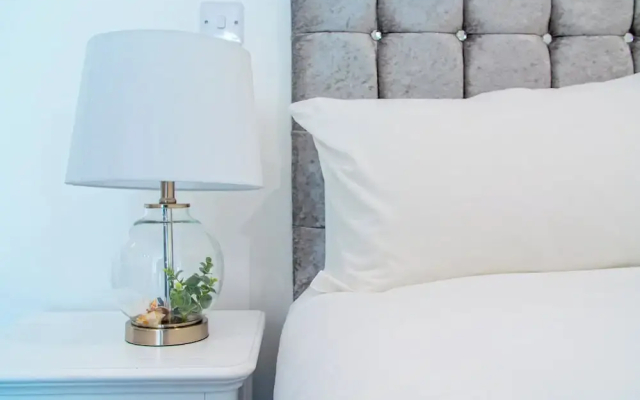 Sheffield City Apartment Retreat