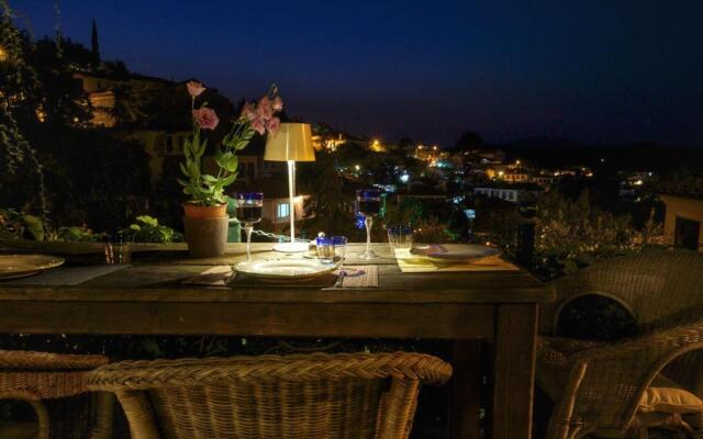 Terrace Houses Sirince - Fig, Olive and Grapevine