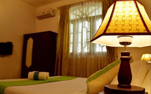 Sky Transit Hotel