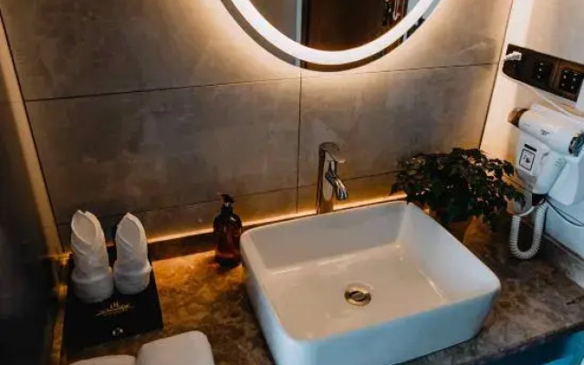 Blue star city hotel, changxing