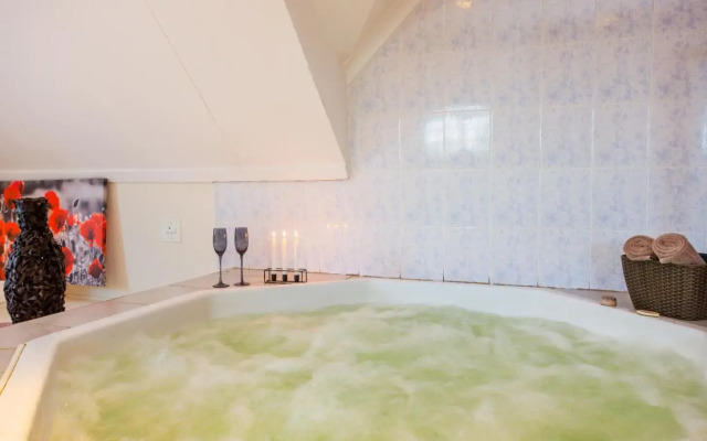 The Villa Manor & Spa