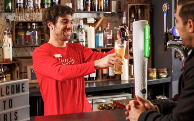 ibis London Luton Airport