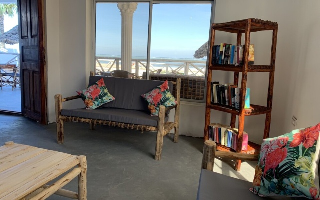 African Paradise Beach Hotel