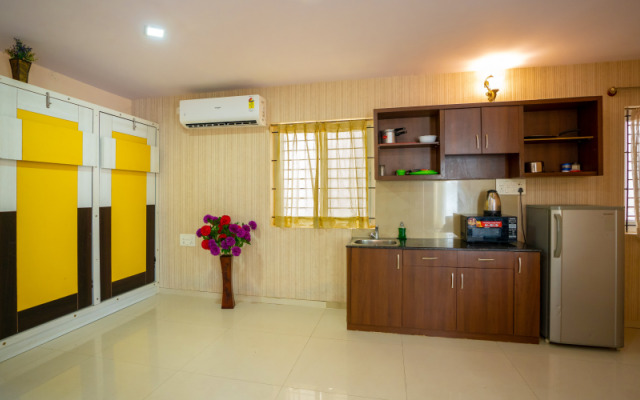 Seasons Suites