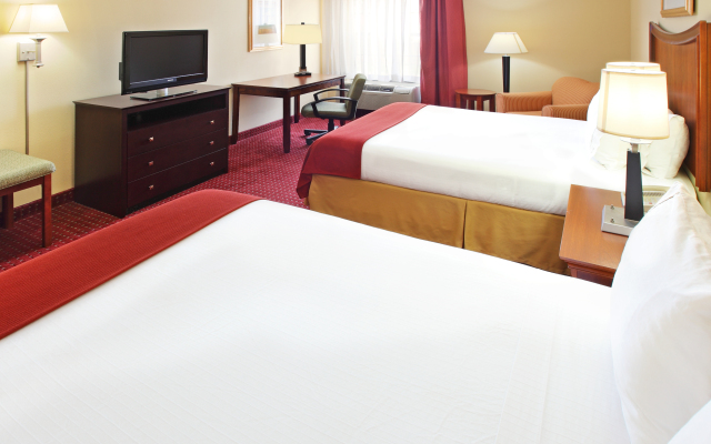 Holiday Inn Express Hotel & Suites North Little Rock