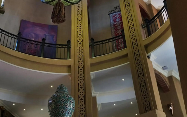 Royal Elephant Hotel & Conference Centre