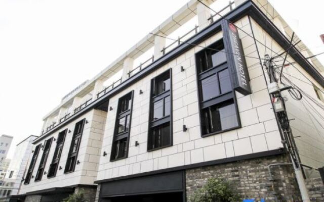 Busan Gwangalli 2 Heaven Hotel