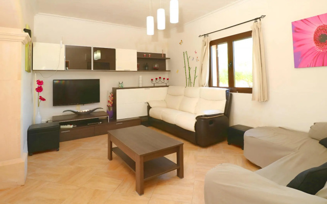 Finca Can Olivaret 419 by Mallorca Charme