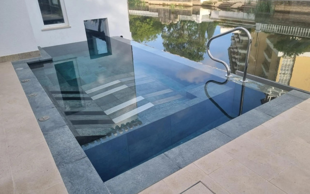 Estalagem de Santa Iria Hotel & Spa