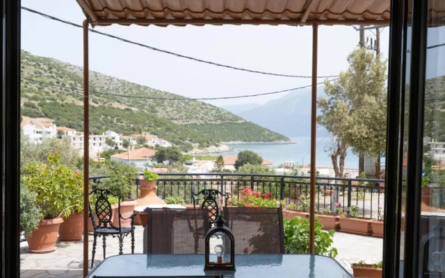 Margarita's House by the beach