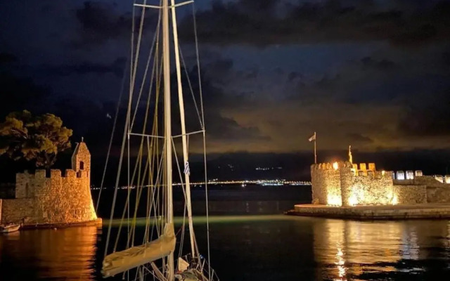 Nafpaktos Beach luxury Suites