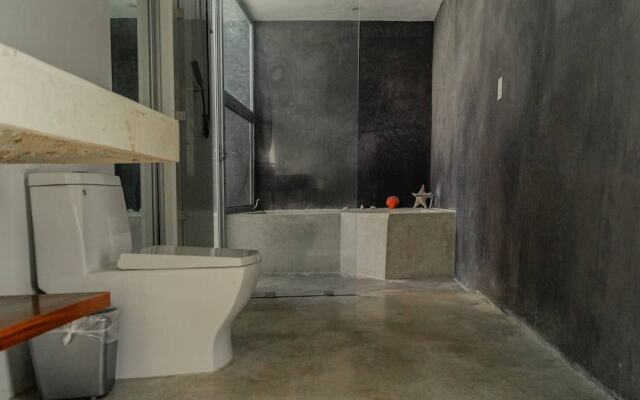 Breathtaking Beach Villa, Feel the Inviting Vibe!