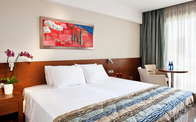 Apollonion Asterias Resort and Spa