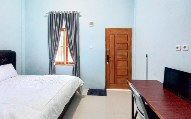 ReGa GuestHouse RedPartner – Guest Rooms – Pekanbaru