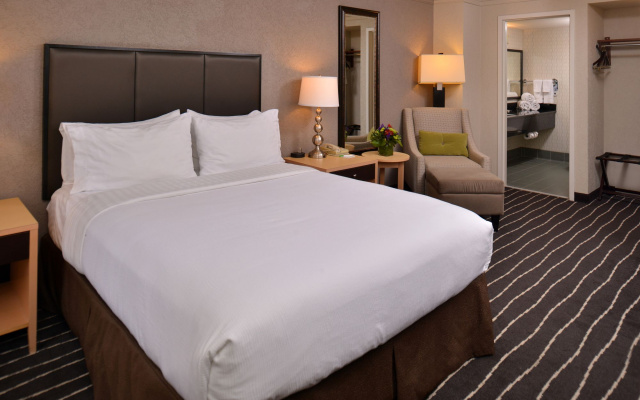 Holiday Inn Portland- I-5 S (Wilsonville) by IHG