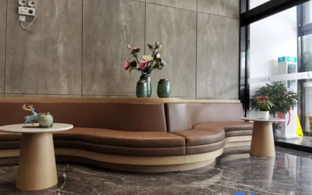 Ji Feng Zhige Hotel
