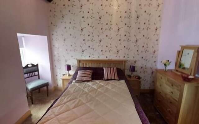Rhostwarch Bed and Breakfast