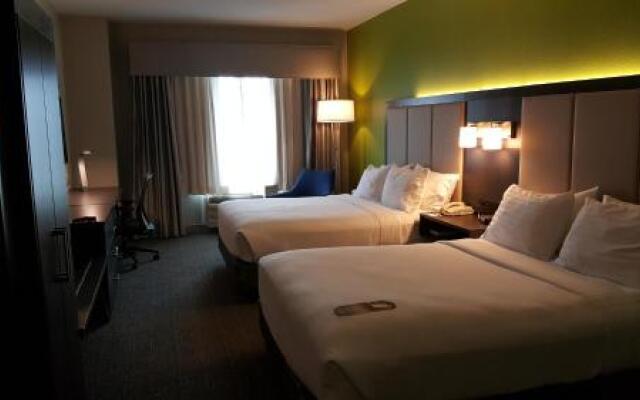 Holiday Inn Express Pearland