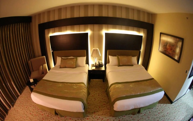 Palestine Plaza Hotel