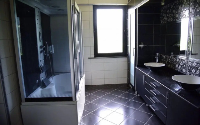 Mars Otel Artvin