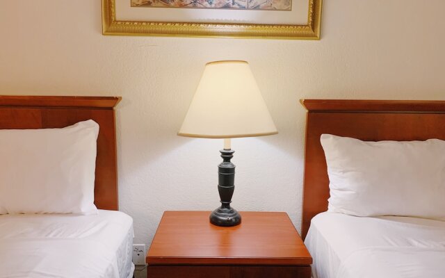 Miami Gardens Inn & Suites