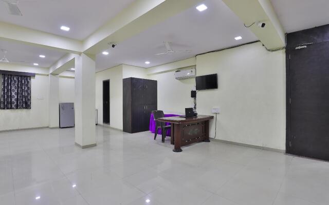 OYO 28344 Siddhi Vinayak Rooms