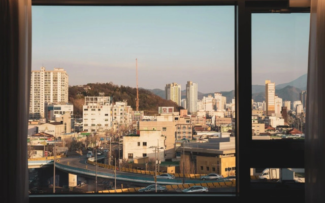 Gwangju H1 Hotel