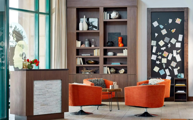 Renaissance Chicago Glenview Suites Hotel