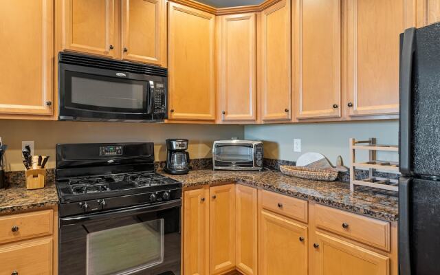 Grande at Canal Retreat Great Area in Rehoboth!