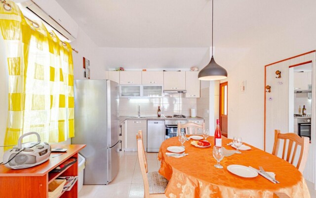 Stunning Home in Prigradica With Wifi and 4 Bedrooms