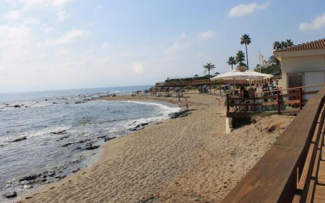 APARTMENT La CALA DESING a 150 m. del MAR.