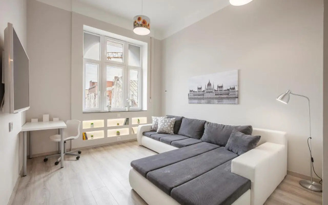 Kings Cross Apartment