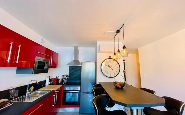 Appartement neuf tout confort en bord de mer