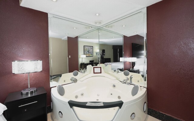 Red Roof Inn & Suites Macon