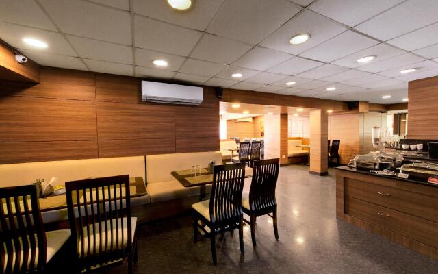Central Beacon Hotel Surat