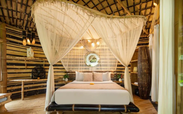 Hideout Eco Bamboo House Bali – Guest Rooms – Selat