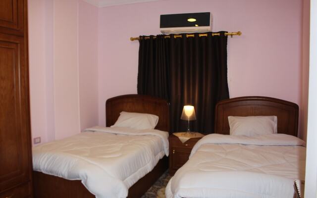 Magic Golden pyramids Inn