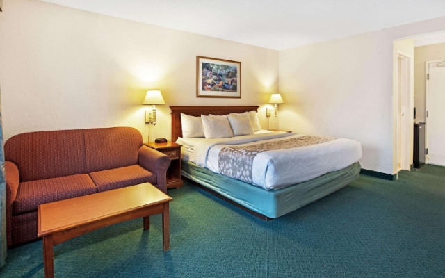 La Quinta Inn Detroit Canton 1022