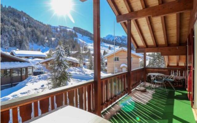 Penthouse apartment in the heart of Swiss Alps