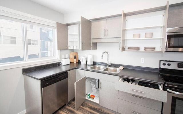 Stunning 3 Bedroom Townhouse