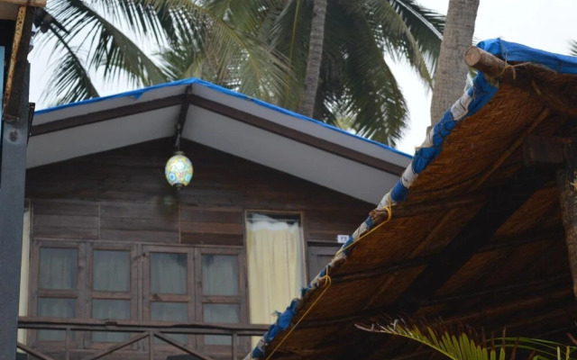 Royal Touch Beach Huts & Restaurant