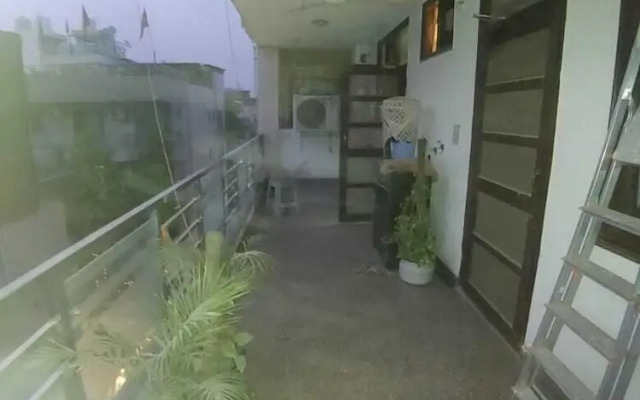 Castle Inn Serviced Apartment