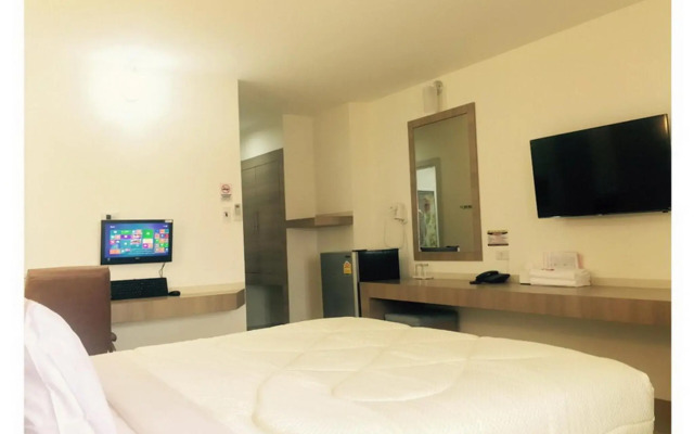 P.A. Thani Hotel