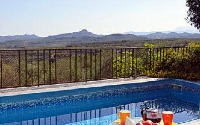 Thea Thalassa Villas