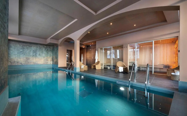 MGM lŽEcrin des Neiges Residence