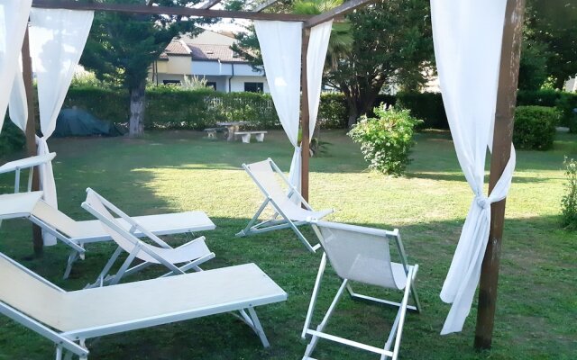 Villa Liberty,exclusive With Garden Pool and Jacuzzi Private