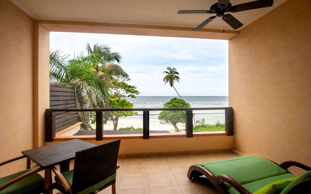 DoubleTree by Hilton Seychelles - Allamanda Resort & Spa