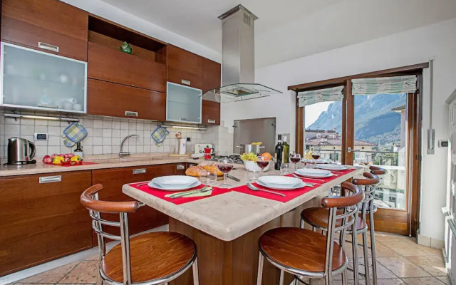 Paulie Apartment in Riva del Garda