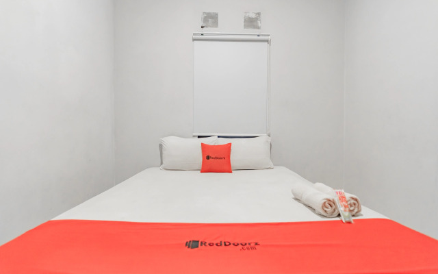 RedDoorz near Exit Toll Pasteur 4