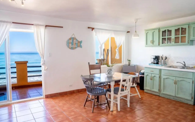 BEACHFRONT Relaxation 1 Bedroom Apt